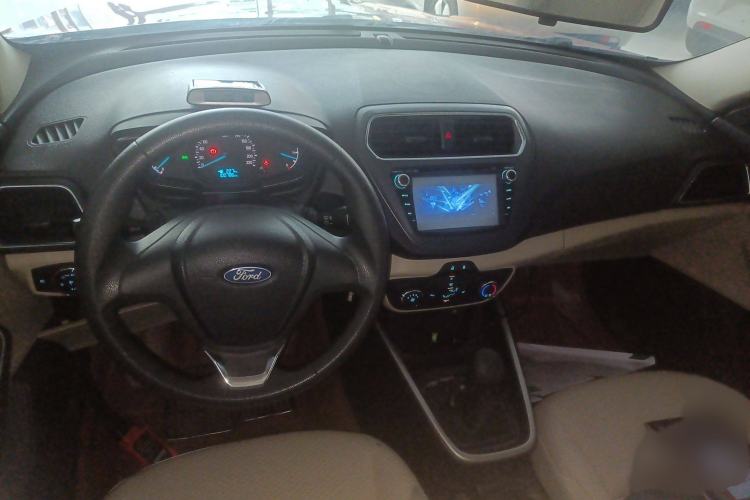 Used Ford Escort 2015 1.5L Manual Comfort Model
