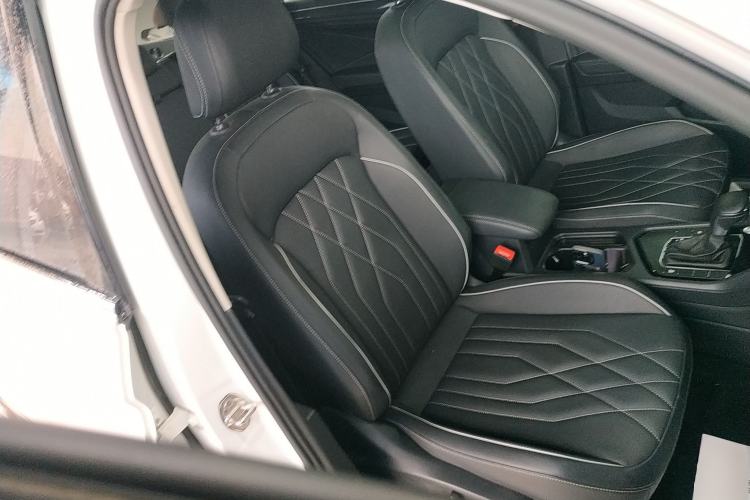 Used Volkswagen Tiguan L 2024 300TSI Automatic Two-Wheel Drive Smart Edition