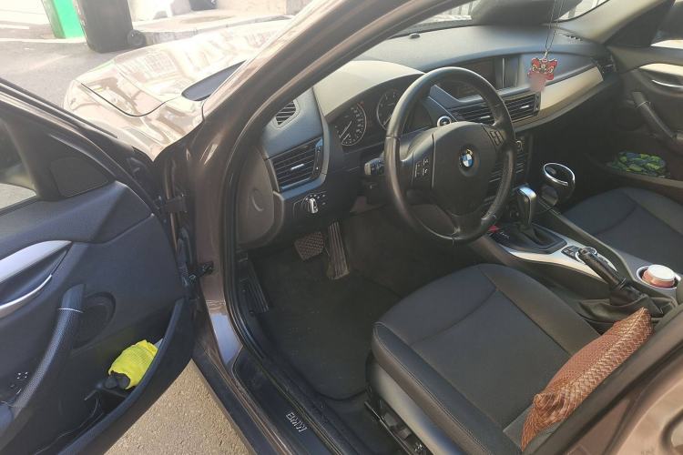 Used BMW X1 2013 sDrive18i Leading Model
