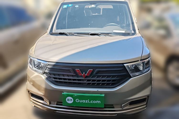 Used Wuling Hongguang V 2019 1.5L Base Version China VI LAR

