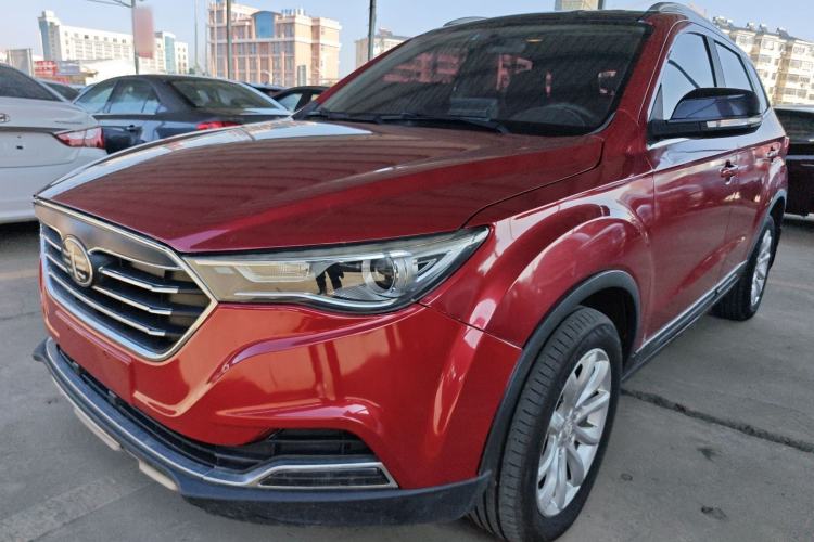 Used Bestune X40 2017 1.6L manual Comfort trim level