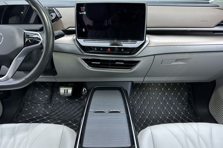 Used Volkswagen ID.6 X 2022 Intelligent Long-Range Version