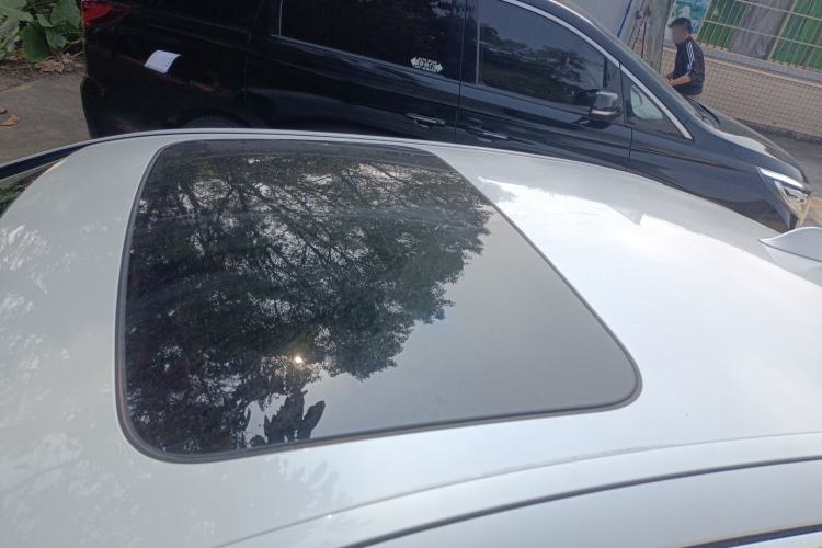 Used BMW 5 Series 2014 525Li Luxury Design Package
