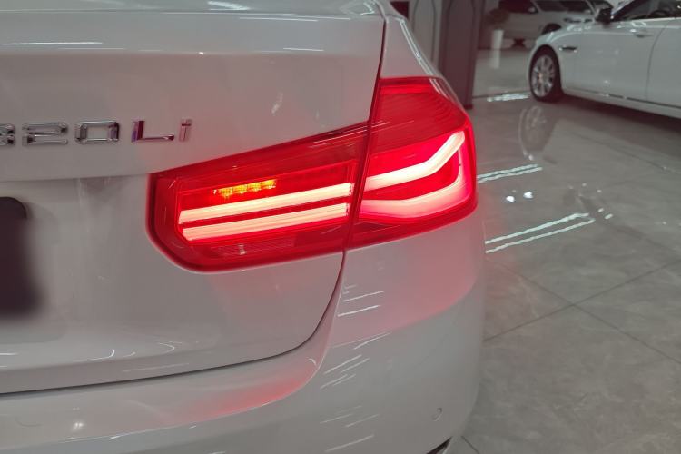 Used BMW 3 Series 2018 320Li Fashion Model
