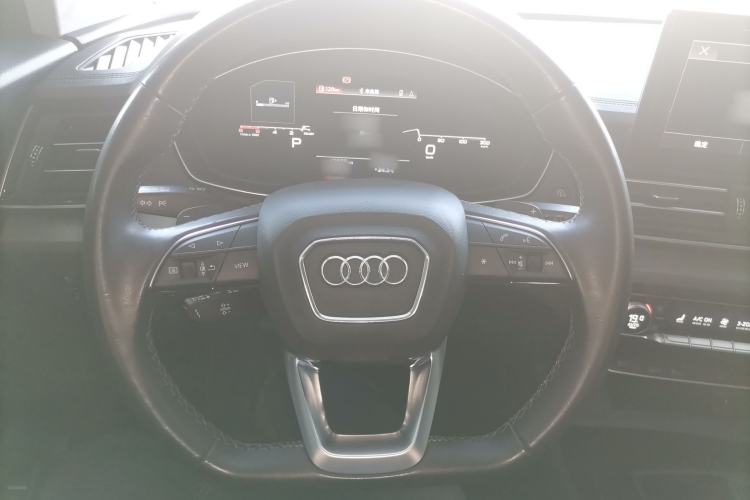 Used Audi Q5L 2023 40T Fashionable and Dynamic Edition
