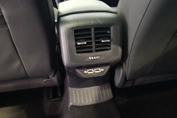 Used Volkswagen T-ROC 2022 280TSI DSG Two-Wheel Drive Comfort PLUS
