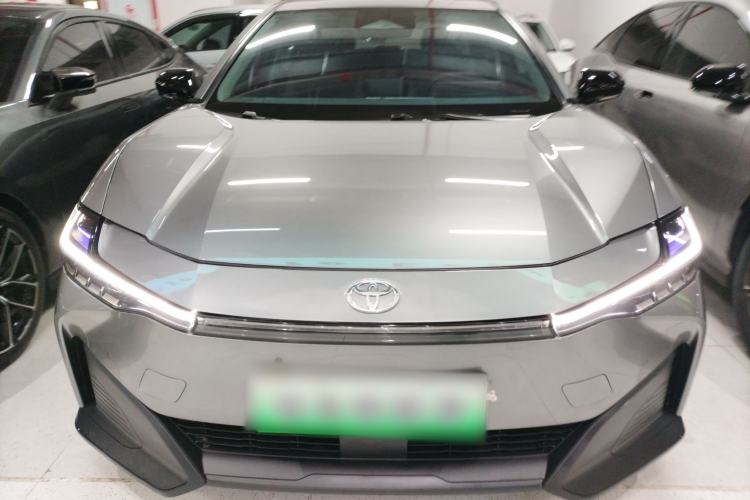 Used Toyota bZ3 2023 616 km Long-Range PRO