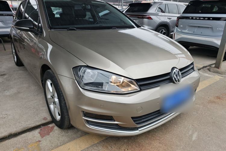 Used Volkswagen Golf 2016 1.6L Automatic Fashion Model