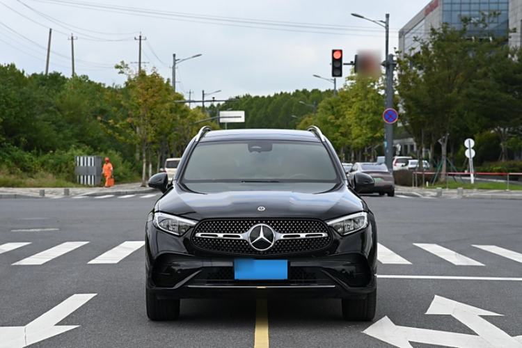 Used Mercedes-Benz GLC 2025 GLC 300 L 4MATIC Dynamic Model 5 Seats