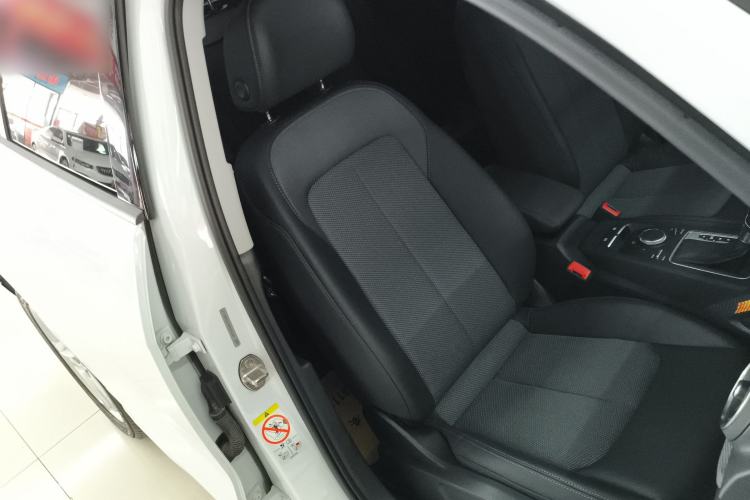 Used Audi Q2L 2021 35 TFSI Fashionable and Elegant Model