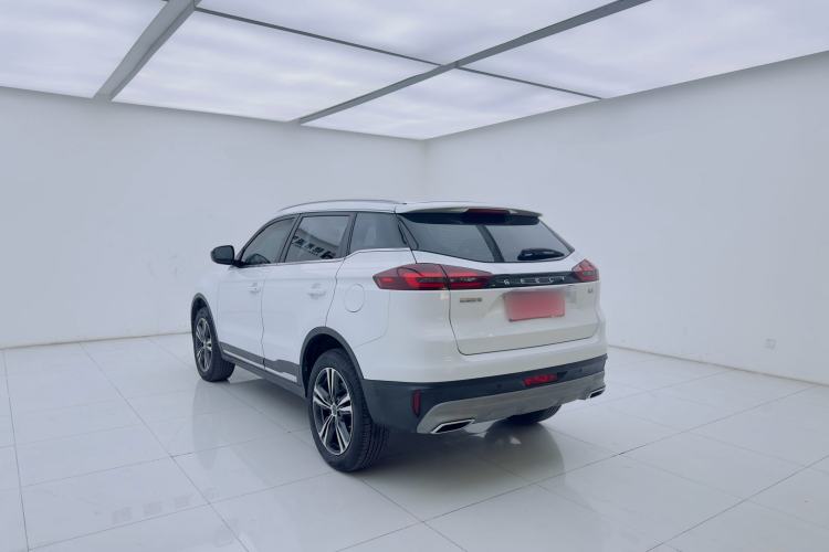 Used Geely Auto Emgrand X7 Sport 2022 1.8TD DCT Zhiya Trim