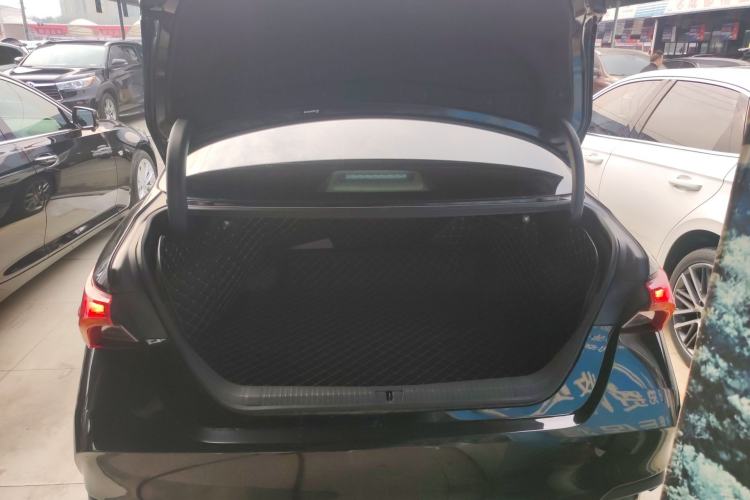 Used Toyota Avalon 2021 2.5L Luxury Edition
