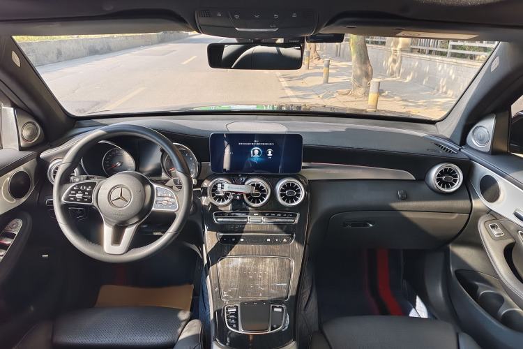 Used Mercedes-Benz GLC 2020 GLC 260 L 4MATIC Dynamic Model