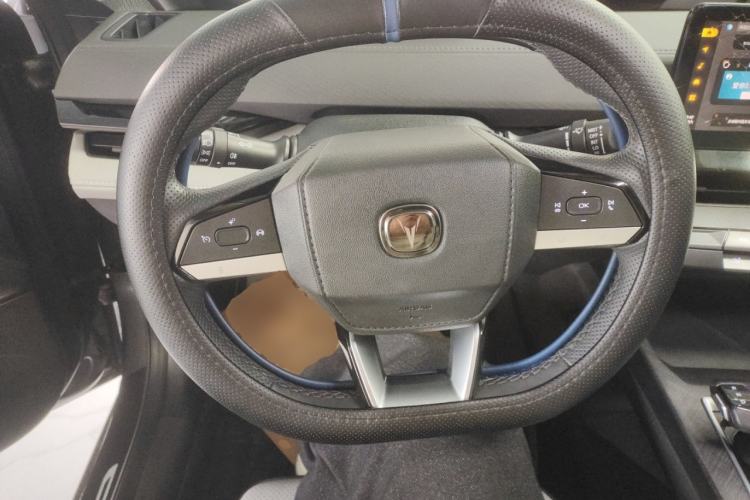 Used Changan UNI-V iDD 2023 Zhidian iDD 1.5T 113km Smart & Fun Version (Rapid Edition)