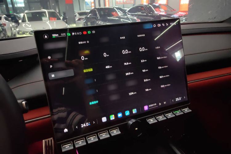 Used  SU7 2024 Four-Wheel Drive Ultra-Long Range Advanced Intelligent Driving Max Edition
