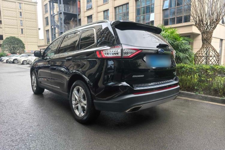 Used Ford Edge 2016 EcoBoost 245 Two-Wheel-Drive Titanium 7-Seater
