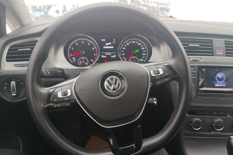 Used Volkswagen Golf 2016 230TSI Automatic Comfort Version