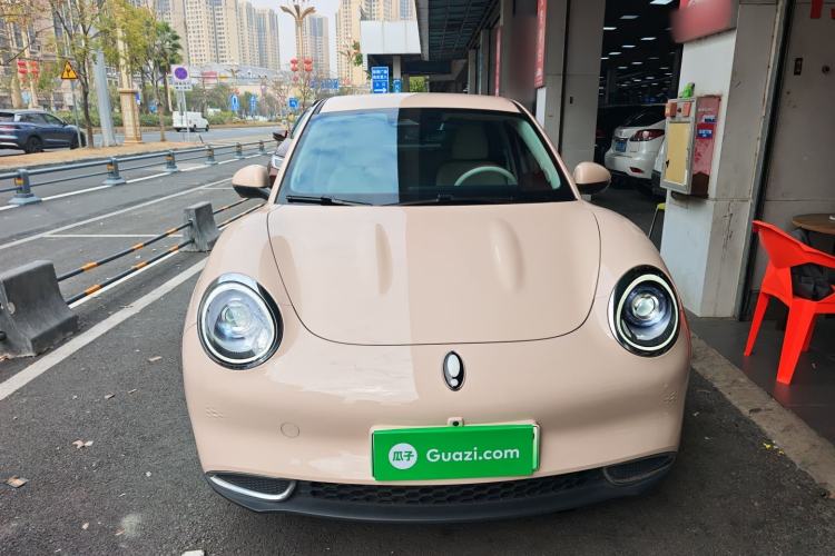 Used ORA Good Cat 2023 401 km Standard Range Comfort Version Lithium Iron Phosphate