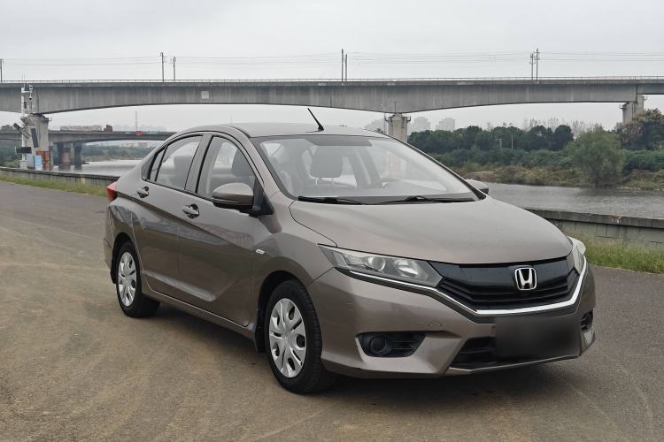 Used Honda Greiz 2016 1.5L CVT Classic Edition
