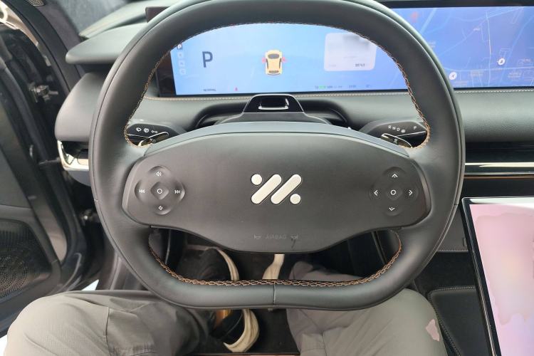 Used  L7 2022 Dynamic Model
