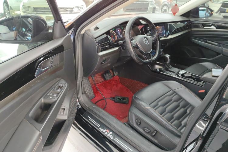 Used Volkswagen Passat 2019 330TSI Elite Edition China VI
