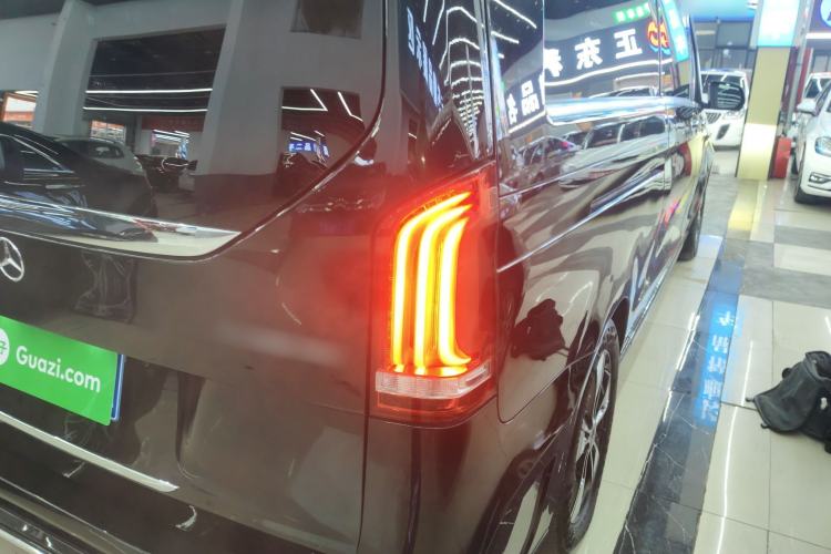 Used Mercedes-Benz V-Class 2020 V 260 L Long-wheelbase Luxury Edition