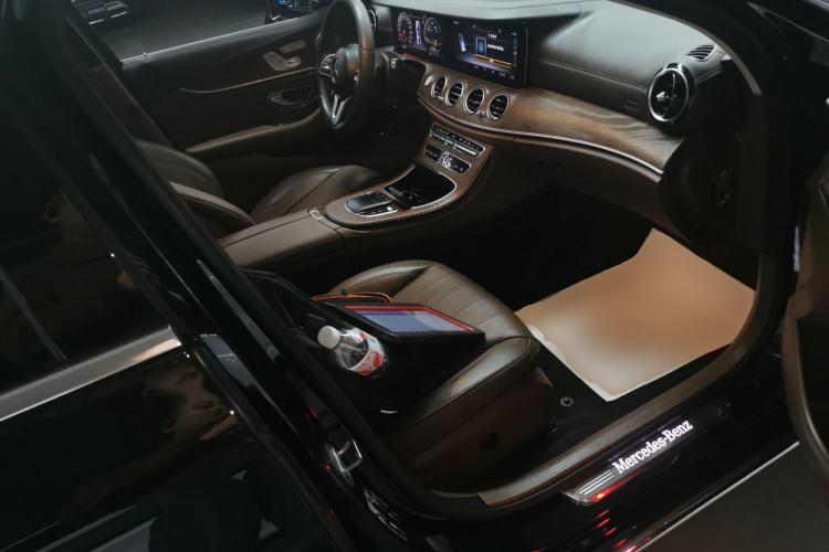 Used Mercedes-Benz E-Class 2019 E 300 L Luxury Model
