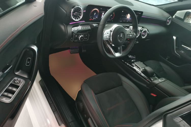 Used Mercedes-Benz CLA 2022-Year Updated CLA 200