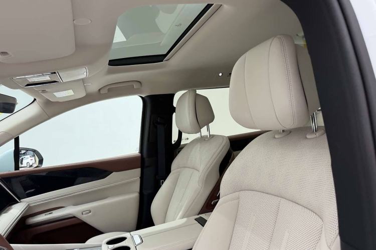 Used BYD Xia 2025 DM-i 1.5T 180km Beyond Edition
