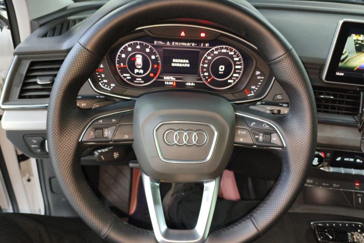 Used Audi Q5L 2020 Updated 40 TFSI Prestige Fashion Edition
