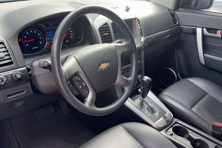 Used Chevrolet Captiva 2015 2.4L Two-Wheel Drive Urban Version 7 Seats