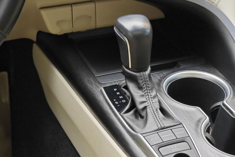 Used Toyota Camry 2021 2.5G Luxury Edition
