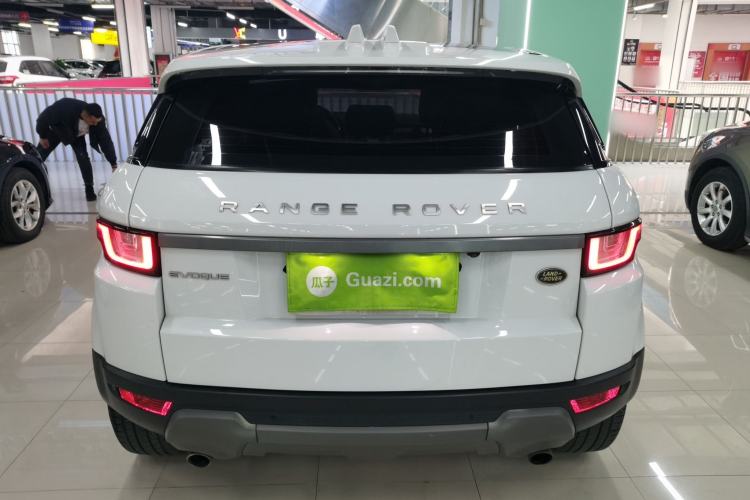 Used Land Rover Range Rover Evoque 2018 240PS PURE Style Edition
