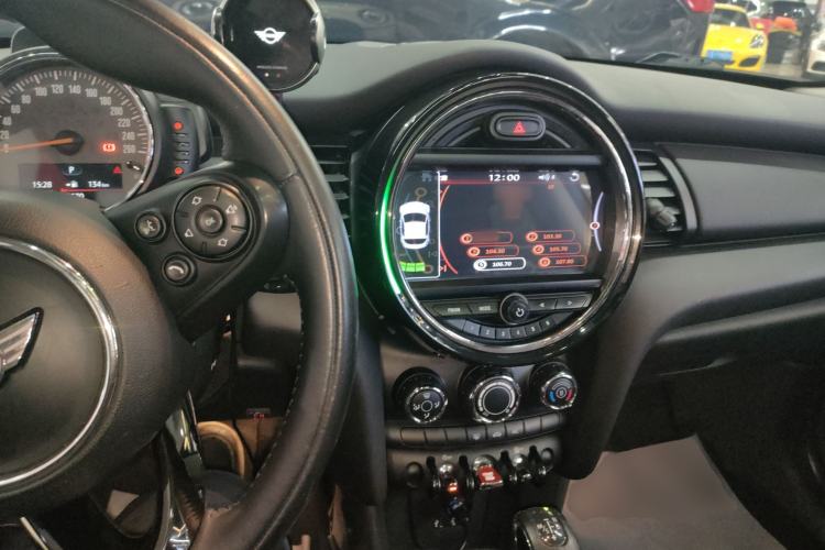 Used  MINI 2016 1.2T ONE Pioneer Edition
