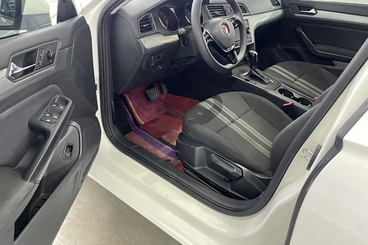 Used Volkswagen Lamando 2018 230TSI DSG Fashion Edition
