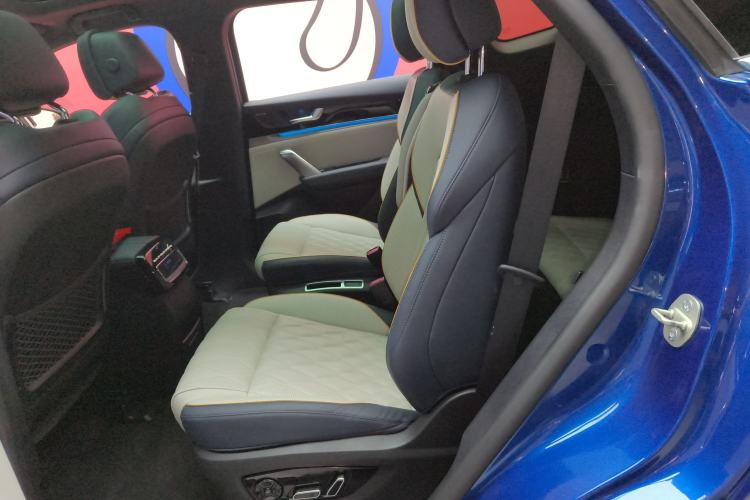 Used BYD Tang New Energy 2022 EV 635 km All-Wheel-Drive Flagship Model
