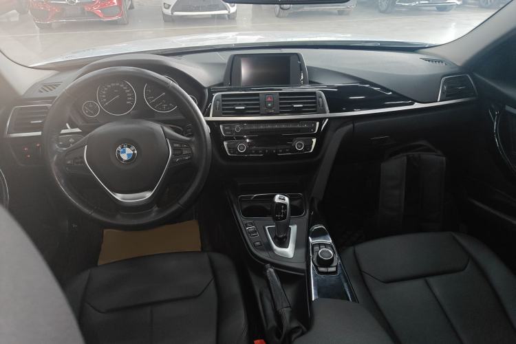 Used BMW 3 Series 2017 320Li Fashion Model