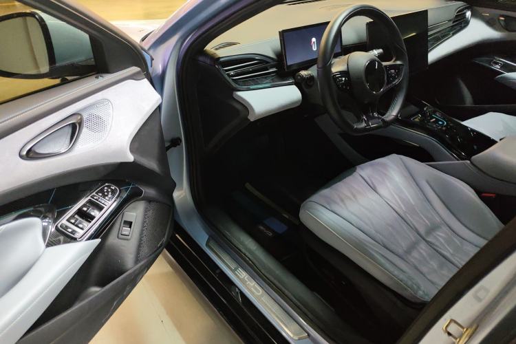 Used BYD Seal 2022 550 km Standard Range Rear-Wheel Drive Prestige Version