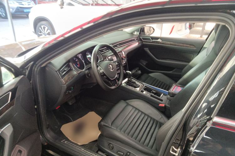 Used Volkswagen Magotan 2018 Facelift 330TSI DSG Luxury Model
