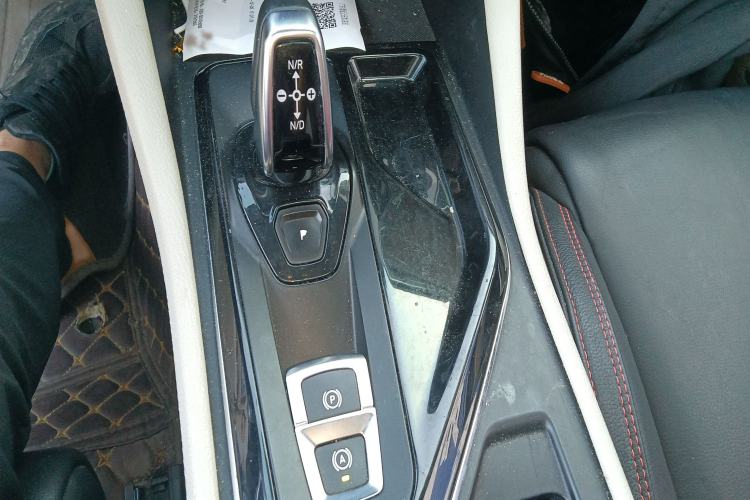 Used Lynk & Co 02 2018 1.5T DCT Two-Wheel Drive Zhaopu Version China V Standard
