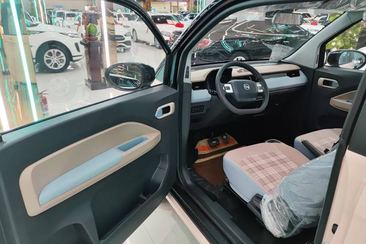 Used Chery QQ Ice Cream 2025 155km Sundae Edition
