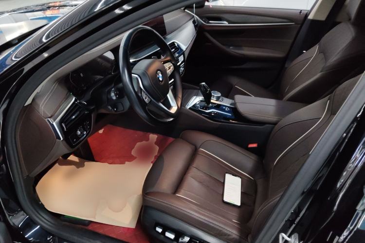 Used BMW 5 Series 2021 530Li Luxury Edition Premium Package
