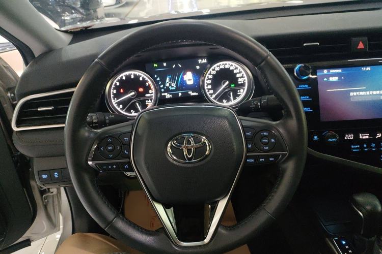 Used Toyota Camry 2019 Revised Version 2.0G Luxury Edition

