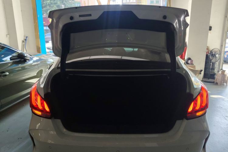 Used MG 5 2021 300TGI DCT Elegant Luxury Edition
