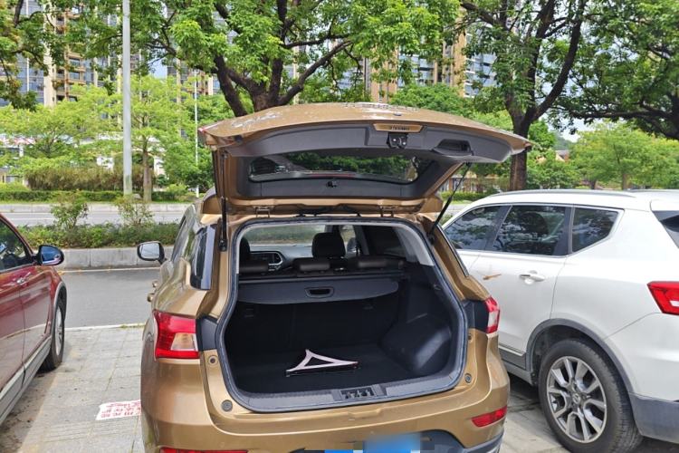 Used GAC Trumpchi GS4 2017 235T Automatic Two-Wheel Drive Luxury Smart Connectivity Version
