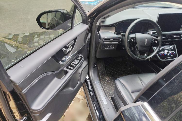 Used Lincoln Corsair 2022 2.0T Two-Wheel Drive Deluxe Edition
