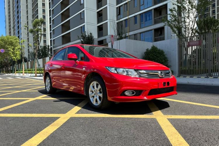 Used Honda Civic 2013 10th Anniversary 1.8L Automatic Comfort Version
