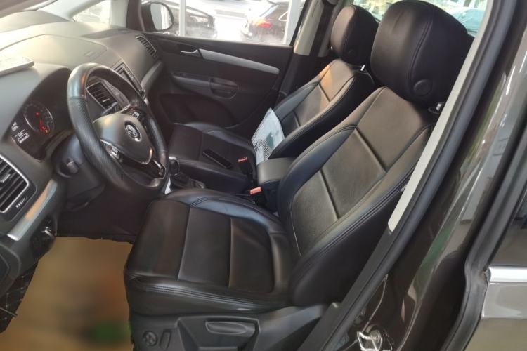 Used Volkswagen Sharan 2018 Revised Version 380TSI Comfort Edition 7-Seater
