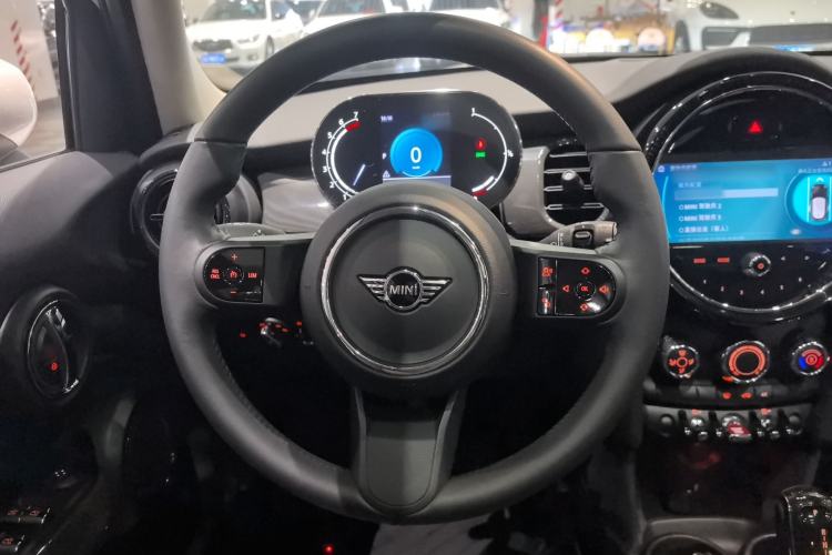 Used  MINI 2023 1.5T ONE Five-Door Edition