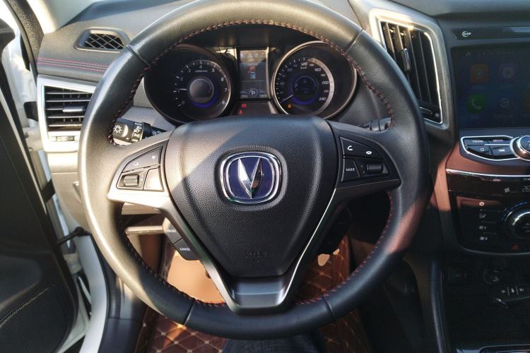 Used Changan CS75 2017 Shangkui Edition 1.5T Automatic Fengyue Model